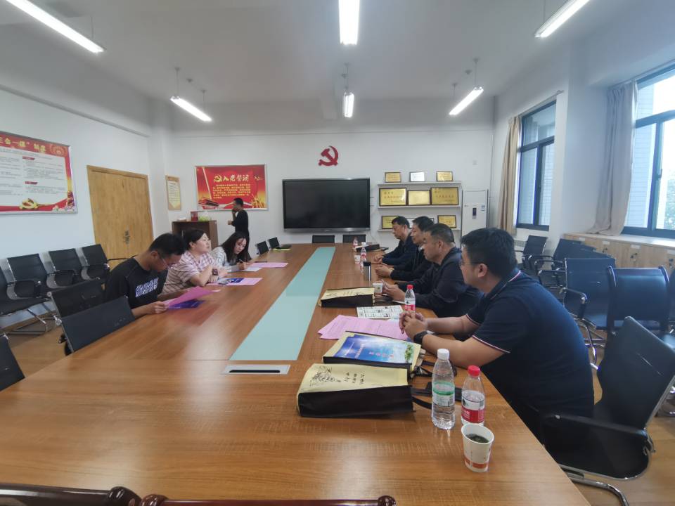 70ad38a3d3034100b9eeff8e68dc3bf2.jpg 70ad38a3d3034100b9eeff8e68dc3bf2.jpg