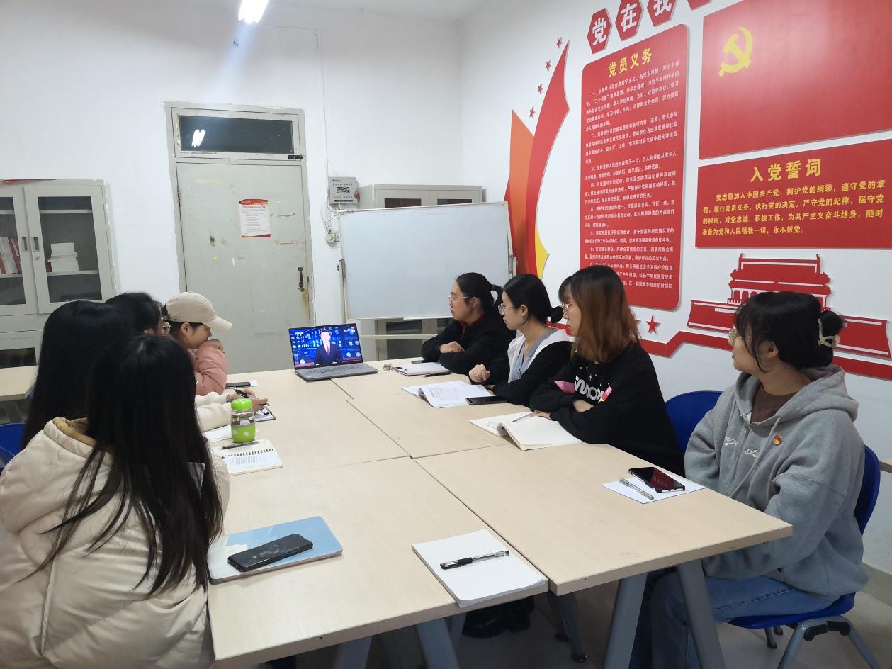 8e5accb5c2d94310a7a371490fd4dd5e.jpg 8e5accb5c2d94310a7a371490fd4dd5e.jpg