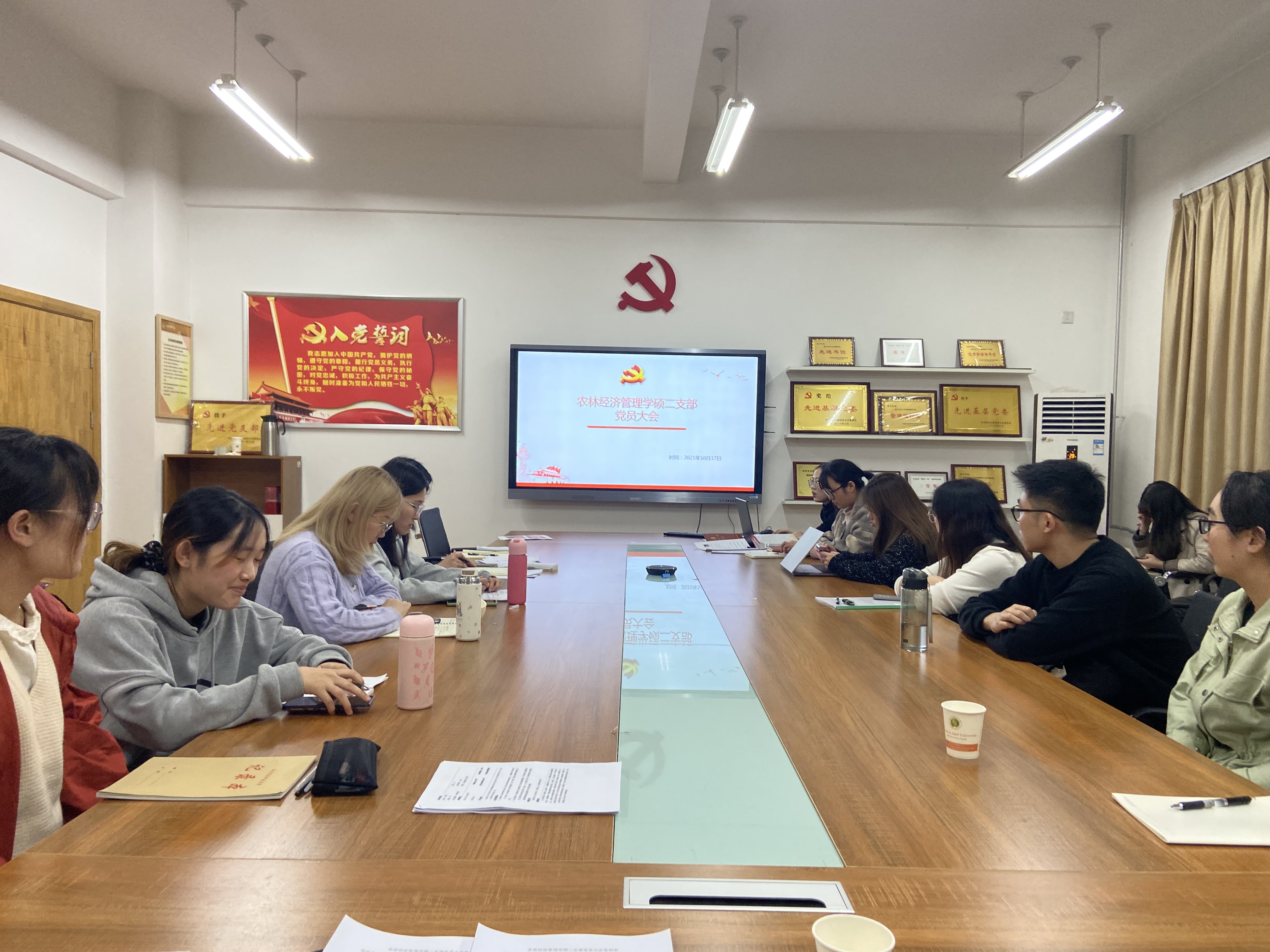 deca56f861204463a5b8af1ce4e74140.jpg deca56f861204463a5b8af1ce4e74140.jpg