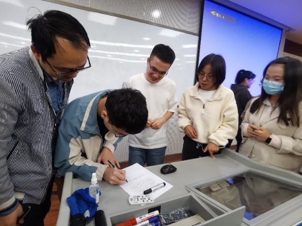 fc7c464ca3c84a36b1a8d80e0a0649ee.jpg fc7c464ca3c84a36b1a8d80e0a0649ee.jpg