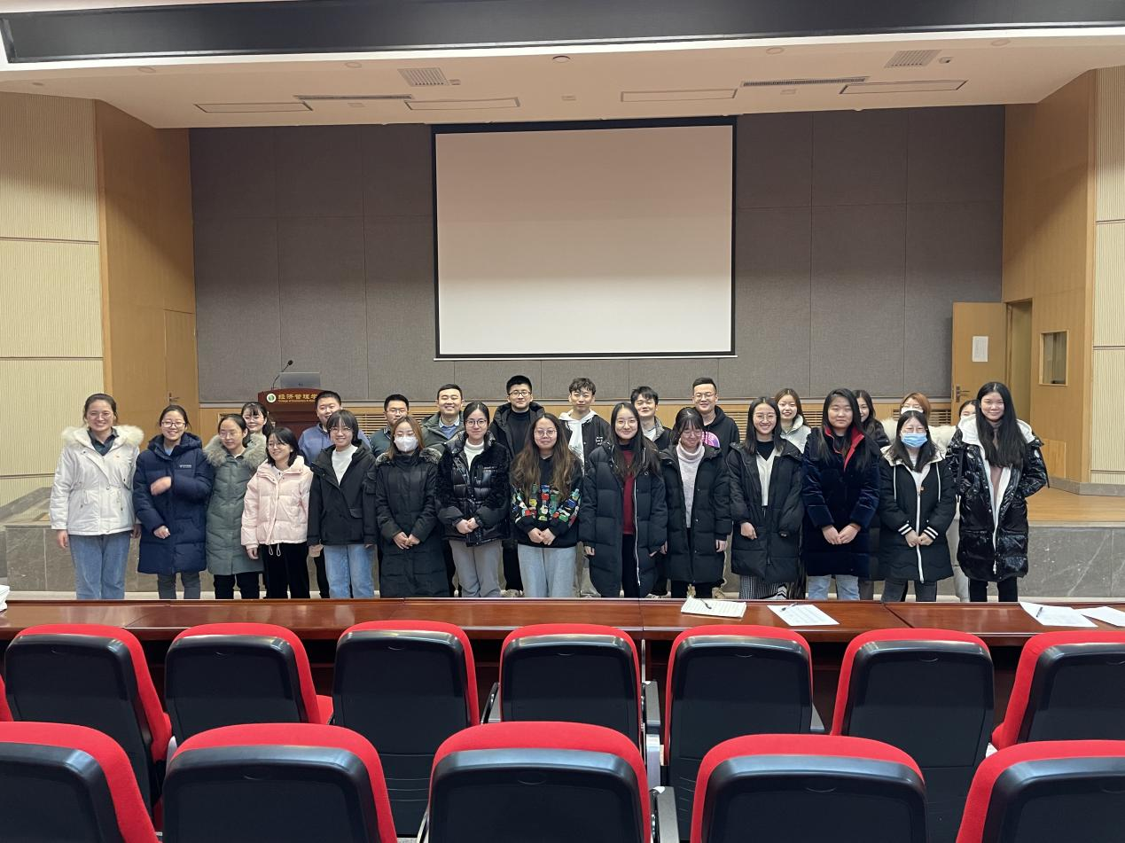 175a25fa8c344cbc9dd3bc854a9f9102.png 175a25fa8c344cbc9dd3bc854a9f9102.png